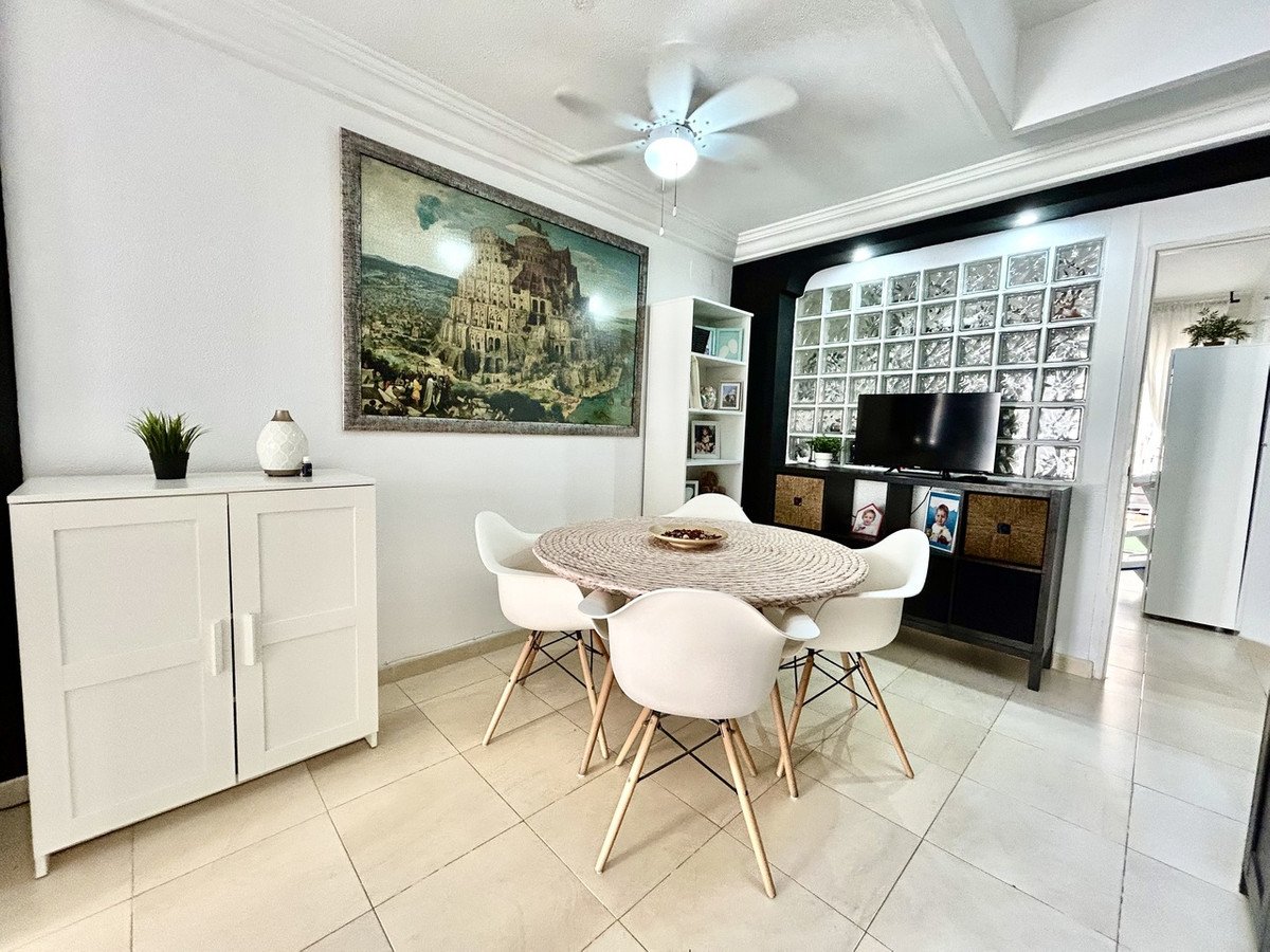 4 Bed Townhouse in Formentera del Segura