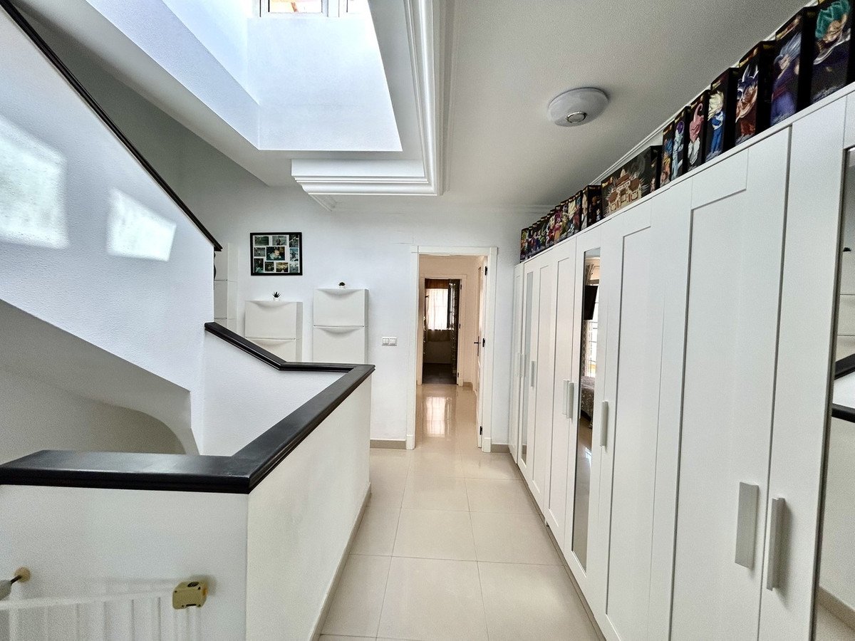 4 Bed Townhouse in Formentera del Segura