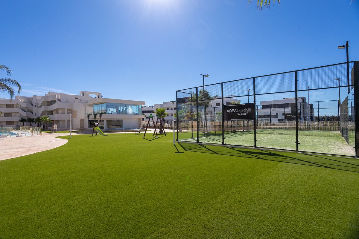 2 Bed Ground Floor Apartment in Urbanización El Raso