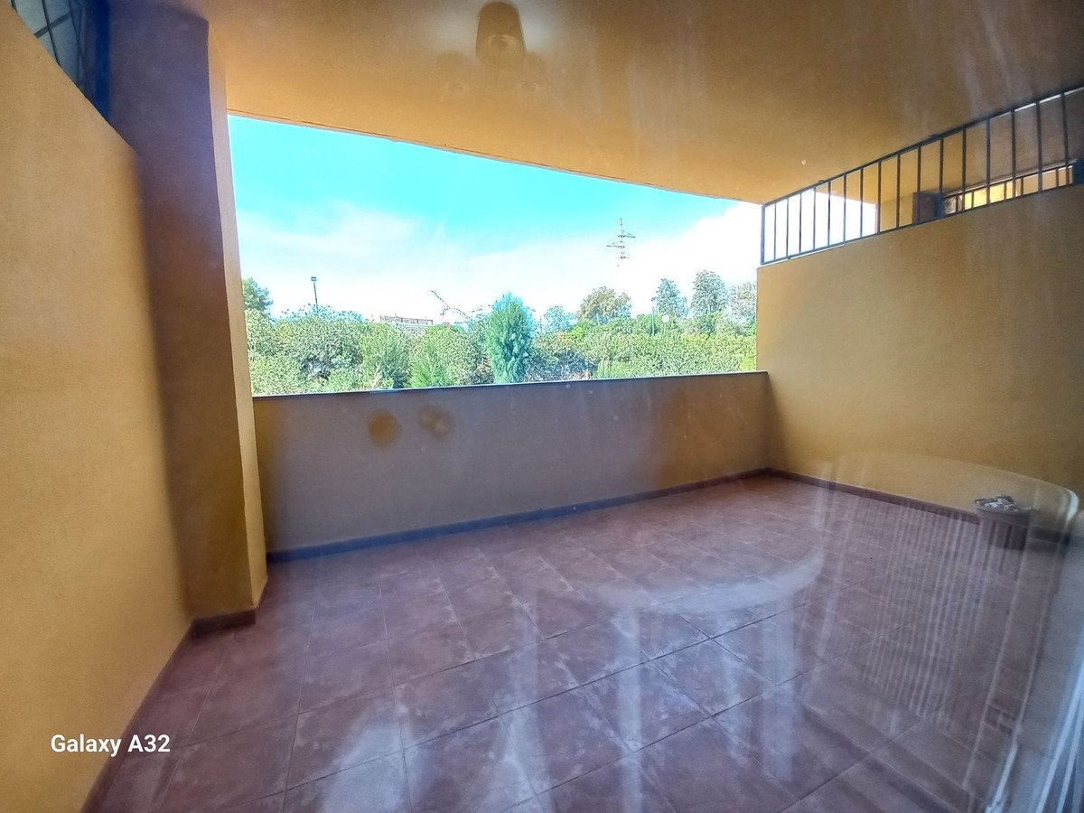 2 Bed Top Floor Apartment in Riviera del Sol
