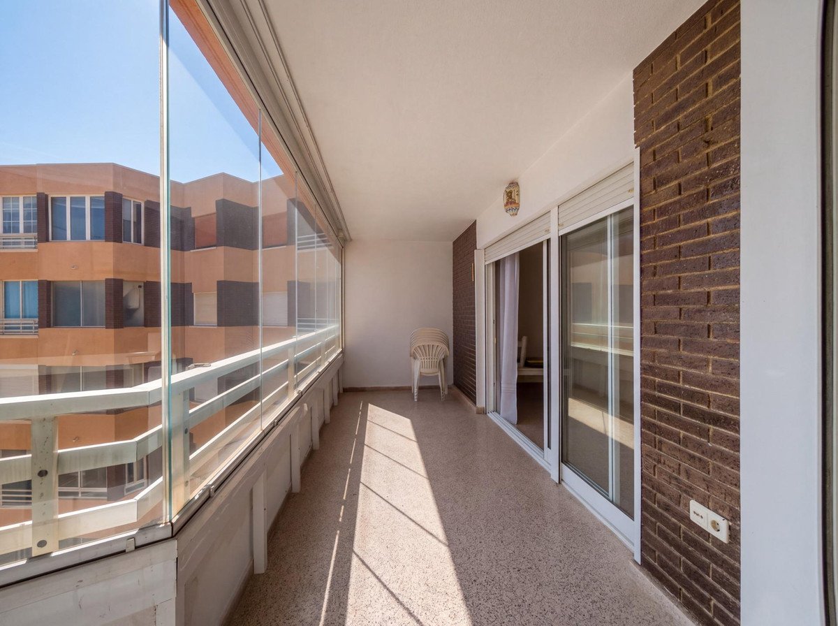 3 Bed Middle Floor Apartment in Torrevieja
