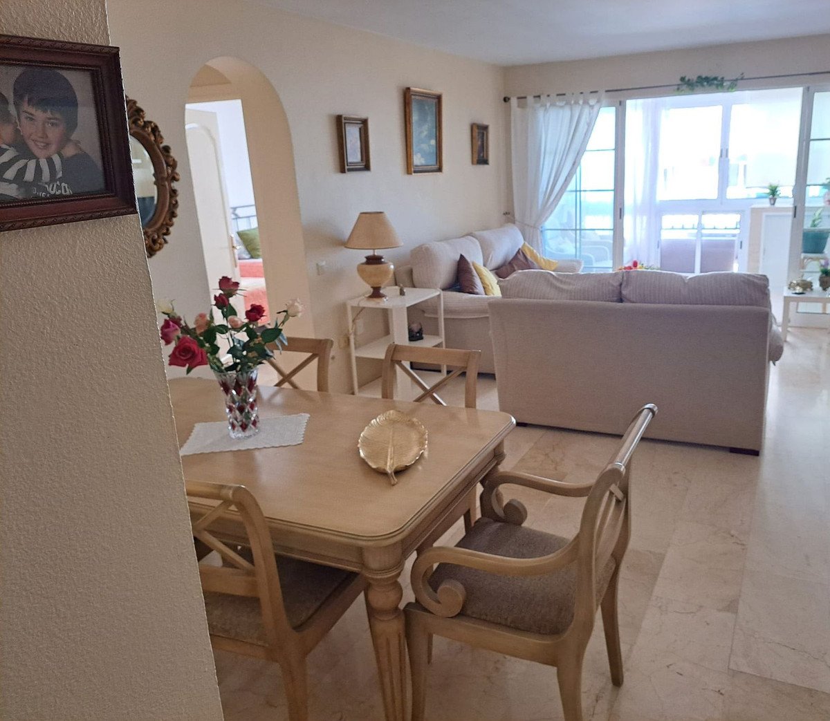 2 Bed Middle Floor Apartment in Fuengirola