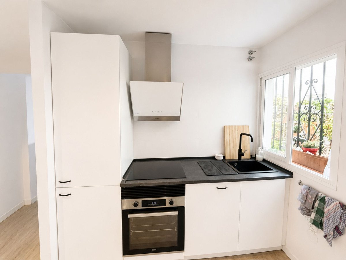 3 Bed Ground Floor Apartment in Torremolinos Centro