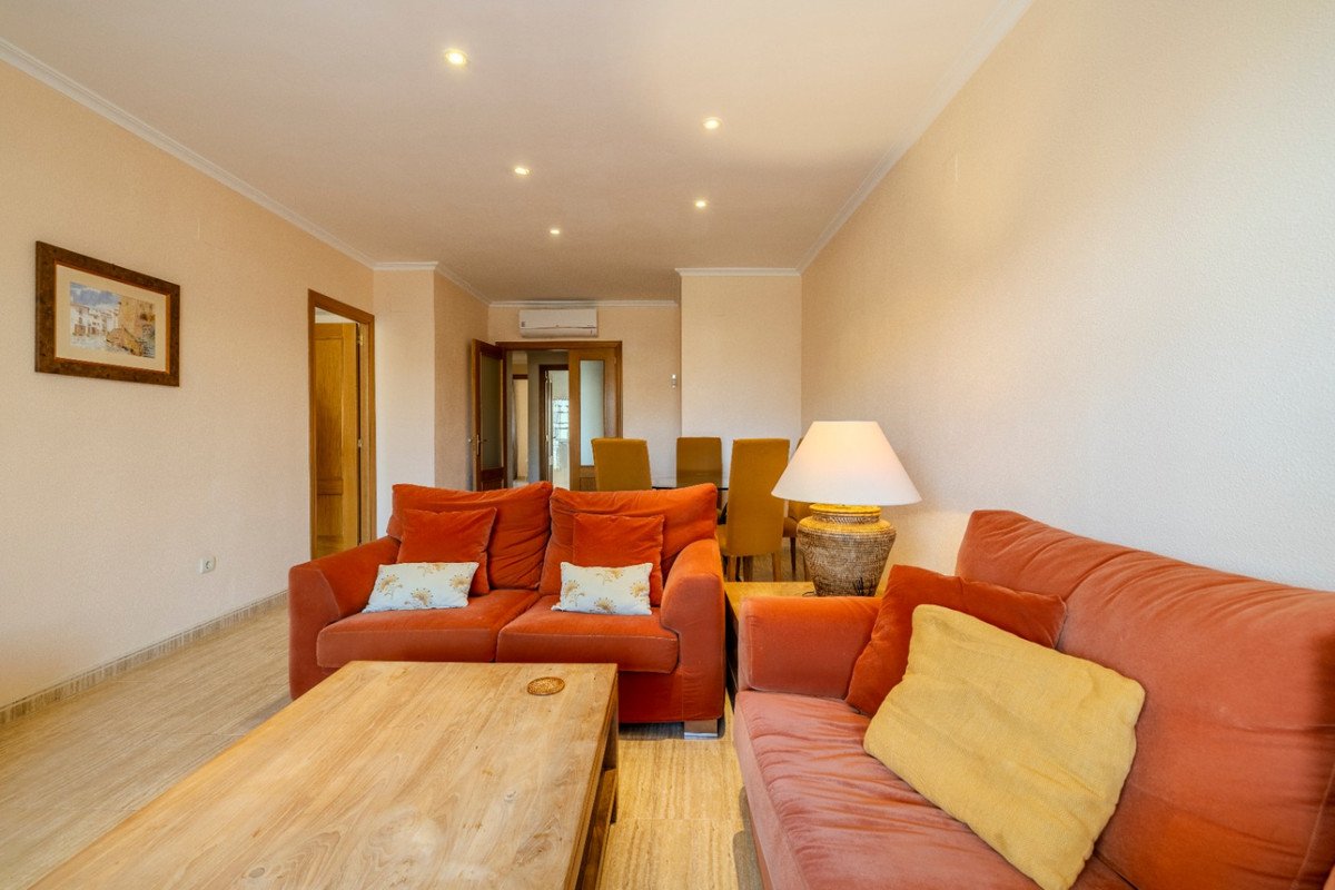 3 Bed Middle Floor Apartment in Javea
