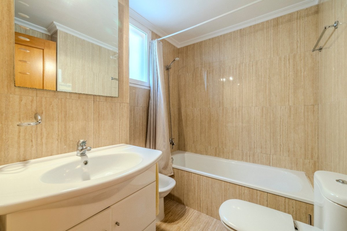 3 Bed Middle Floor Apartment in Javea