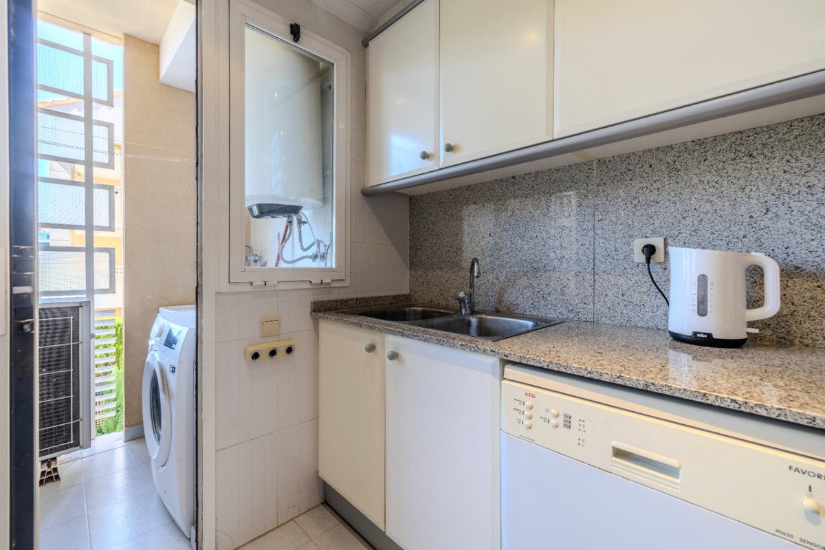 3 Bed Middle Floor Apartment in Javea