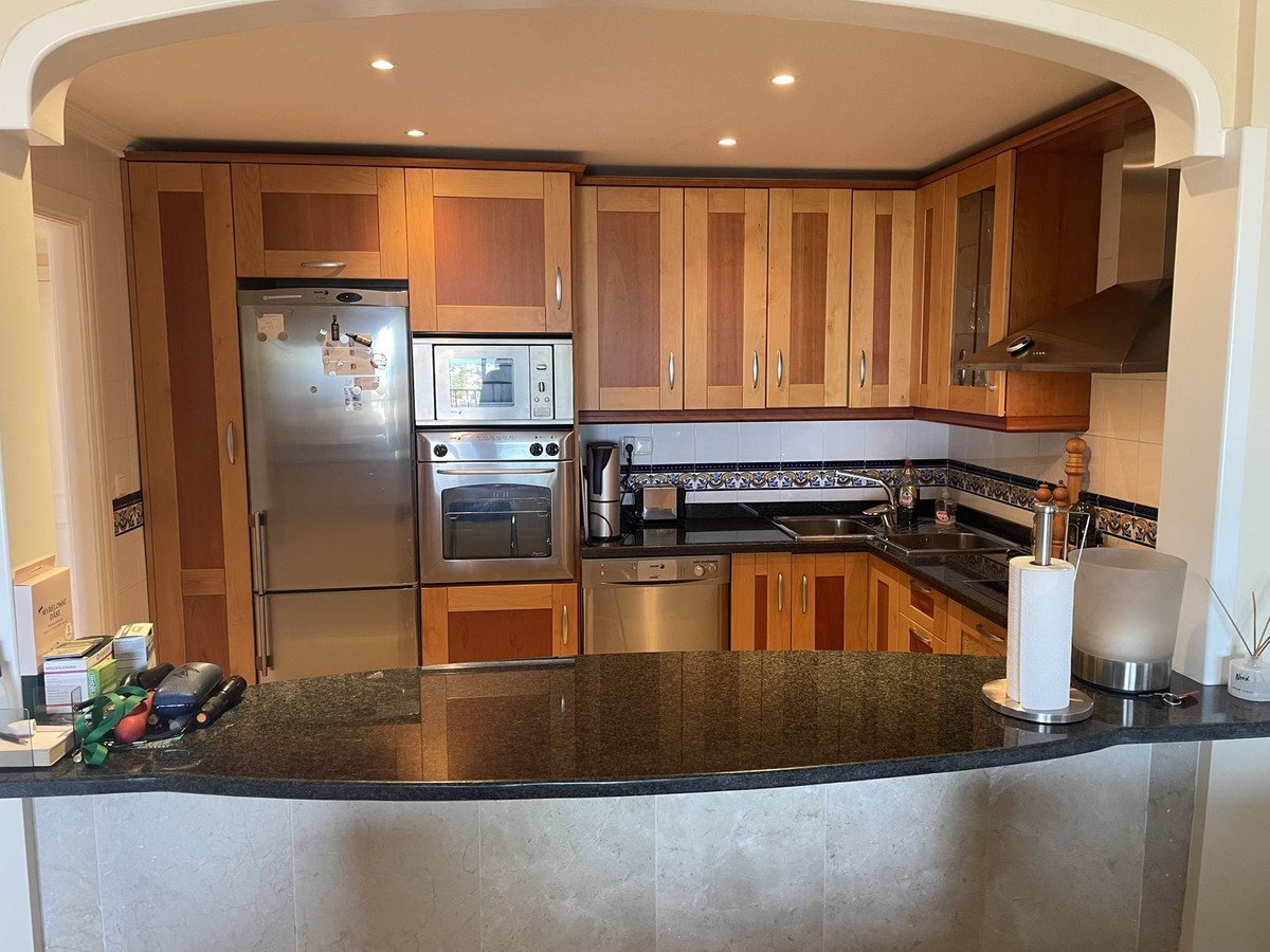 2 Bed Top Floor Apartment in Benalmadena