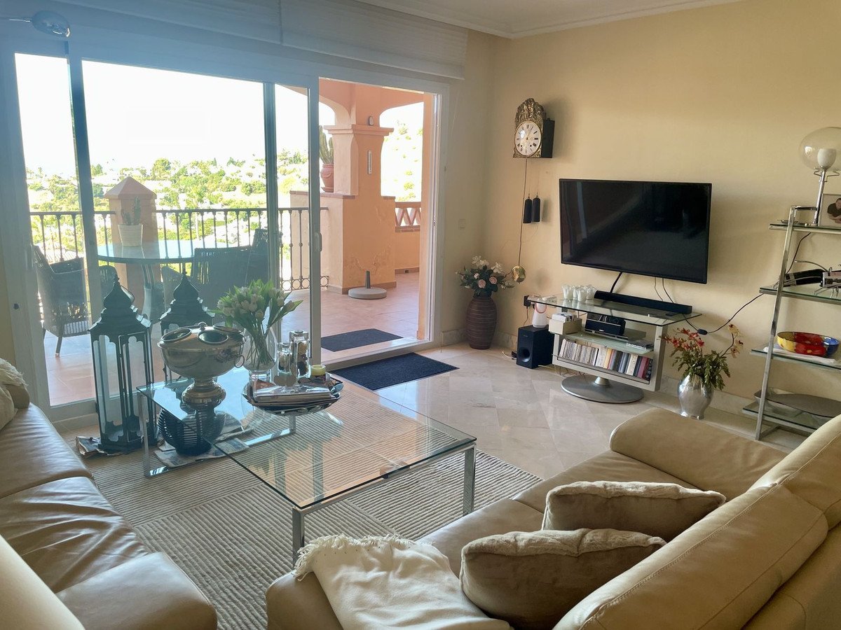 2 Bed Top Floor Apartment in Benalmadena