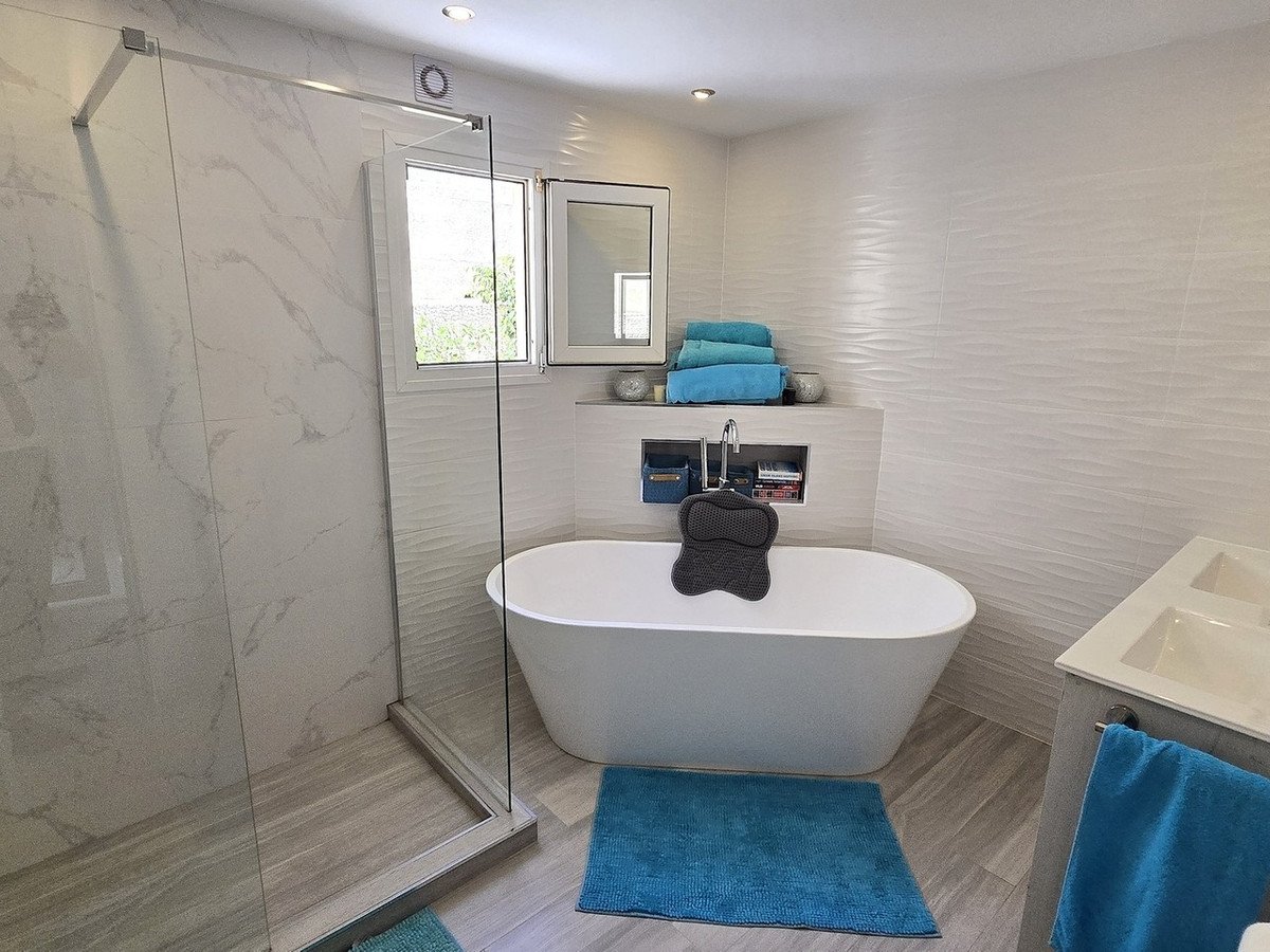 5 Bed Detached Villa in Mojacar