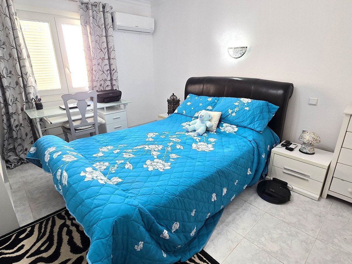 5 Bed Detached Villa in Mojacar