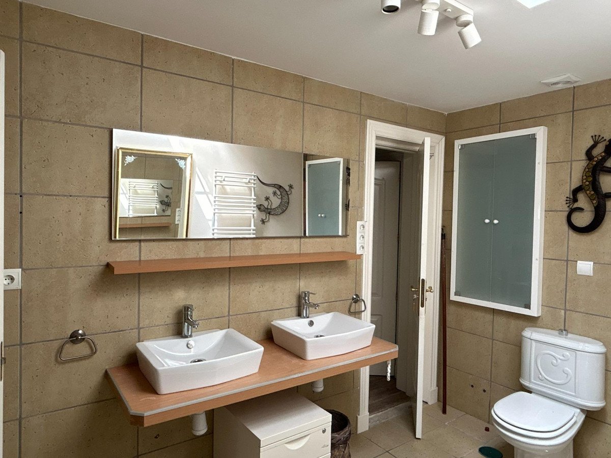 4 Bed Detached Villa in Benalmadena