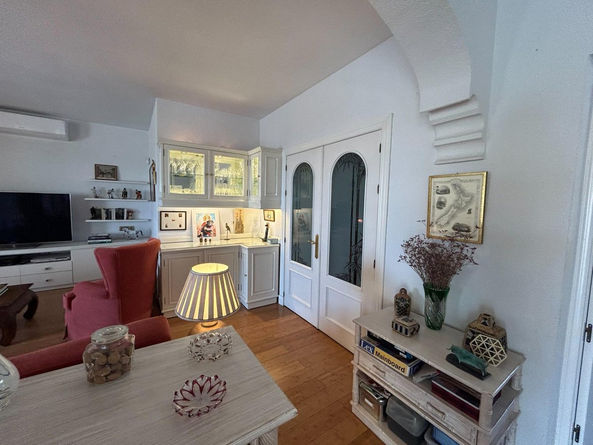 4 Bed Detached Villa in Benalmadena