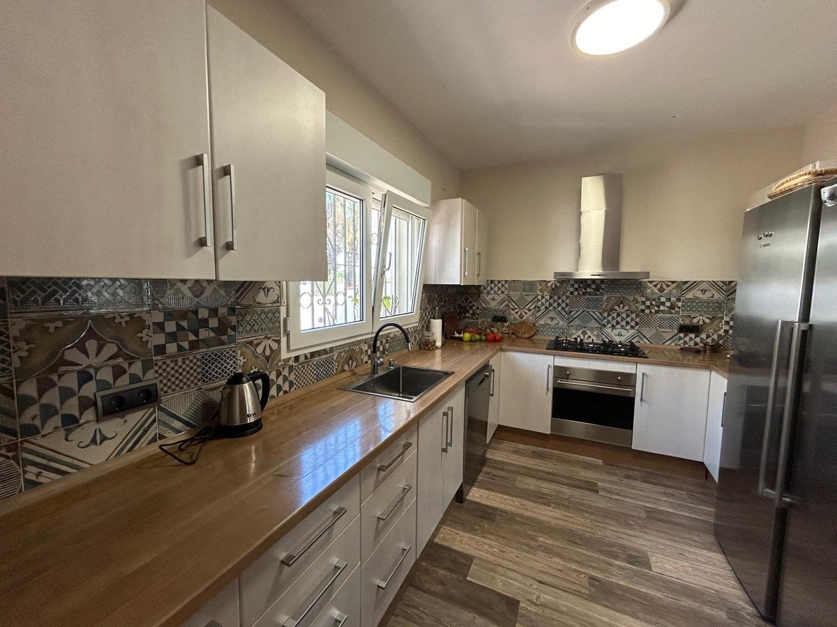 4 Bed Detached Villa in Benalmadena