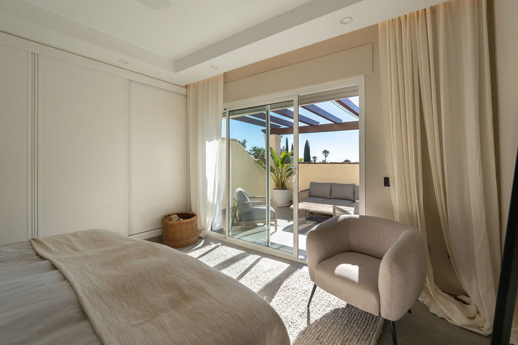 4 Bed Townhouse in Nueva Andalucía