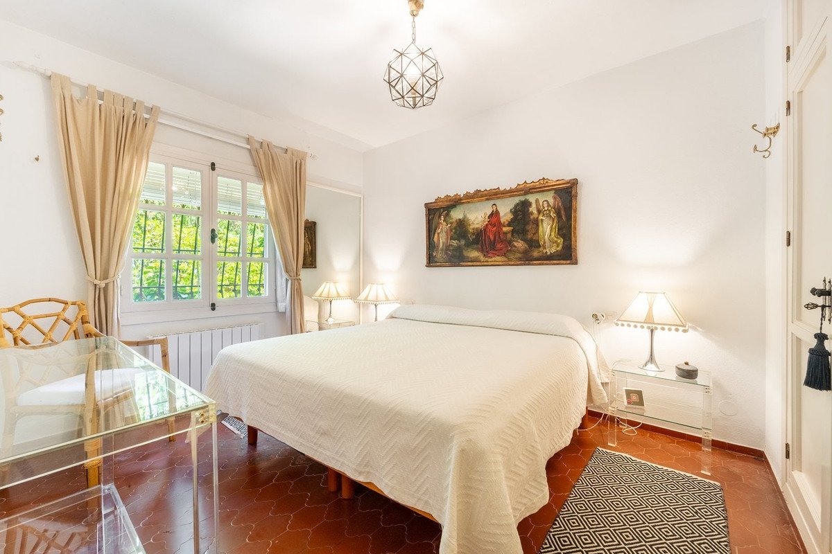 4 Bed Detached Villa in Marbella