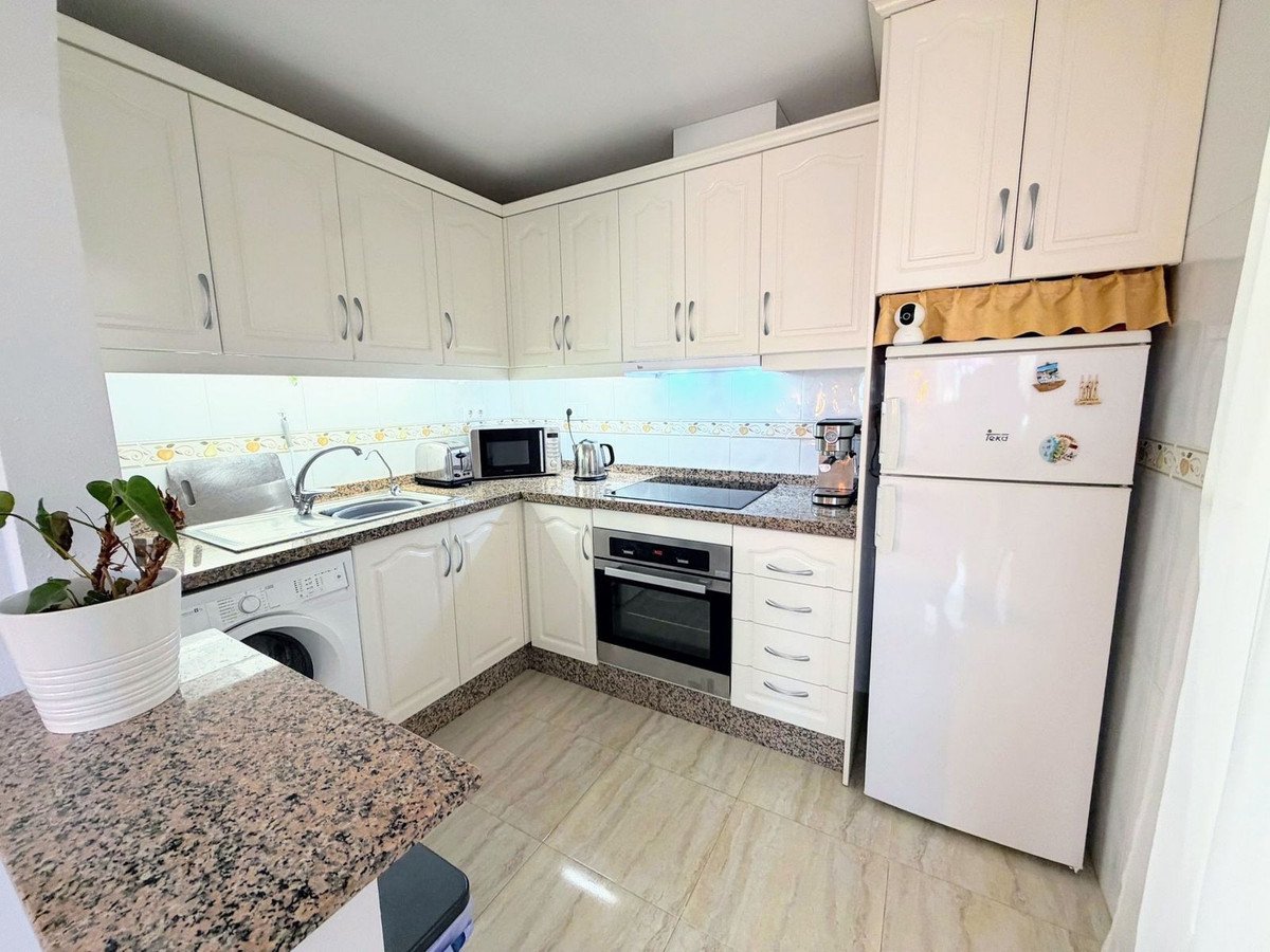 2 Bed Ground Floor Apartment in Villamartin