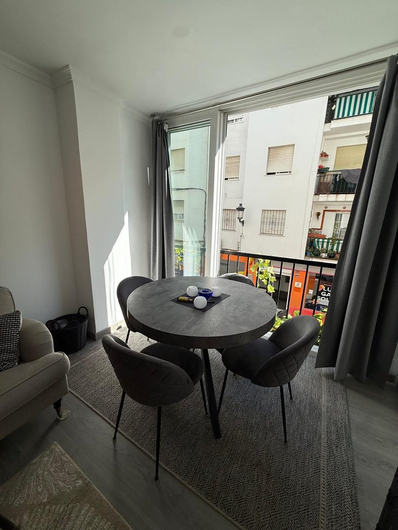 2 Bed Middle Floor Apartment in San Pedro de Alcántara