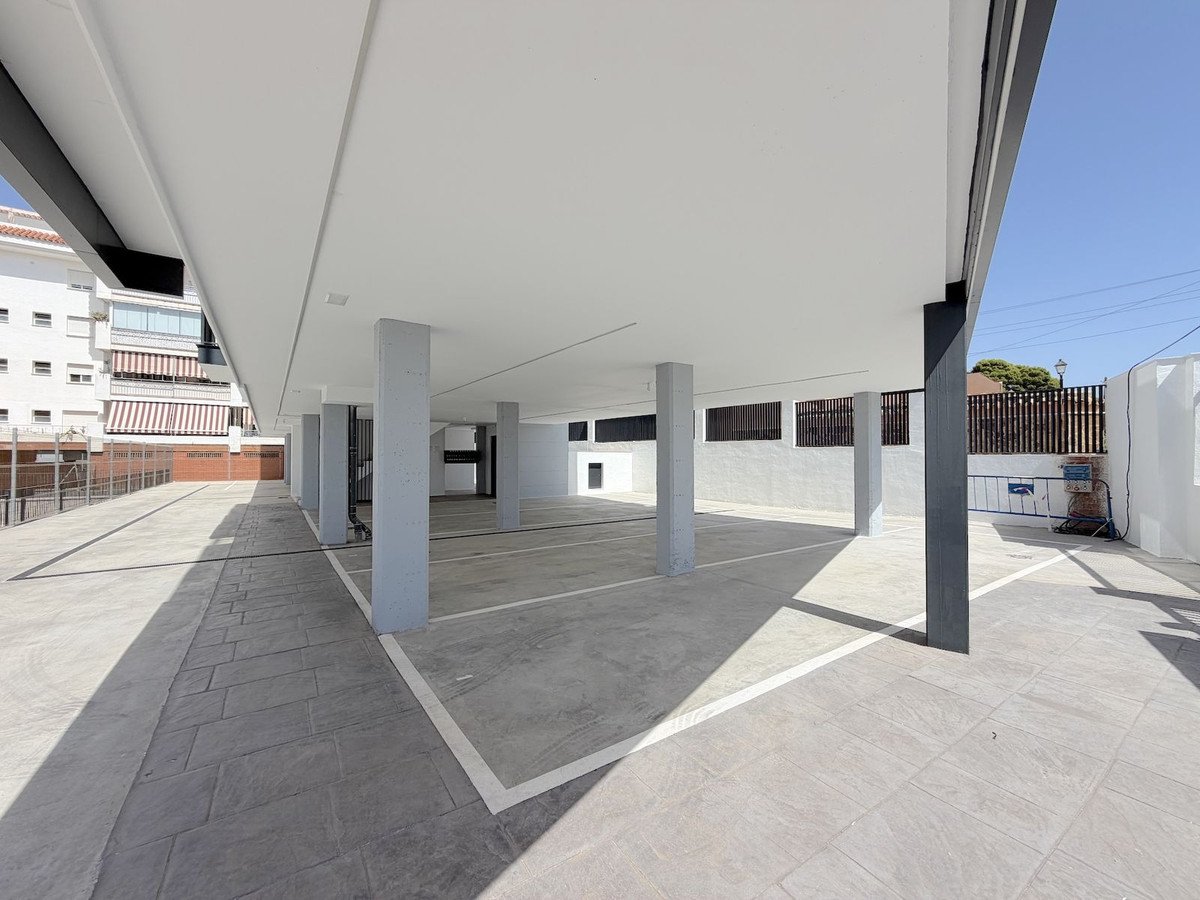 1 Bed Middle Floor Apartment in Los Pacos