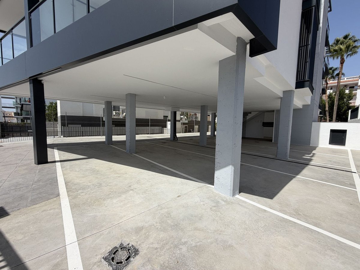 1 Bed Middle Floor Apartment in Los Pacos