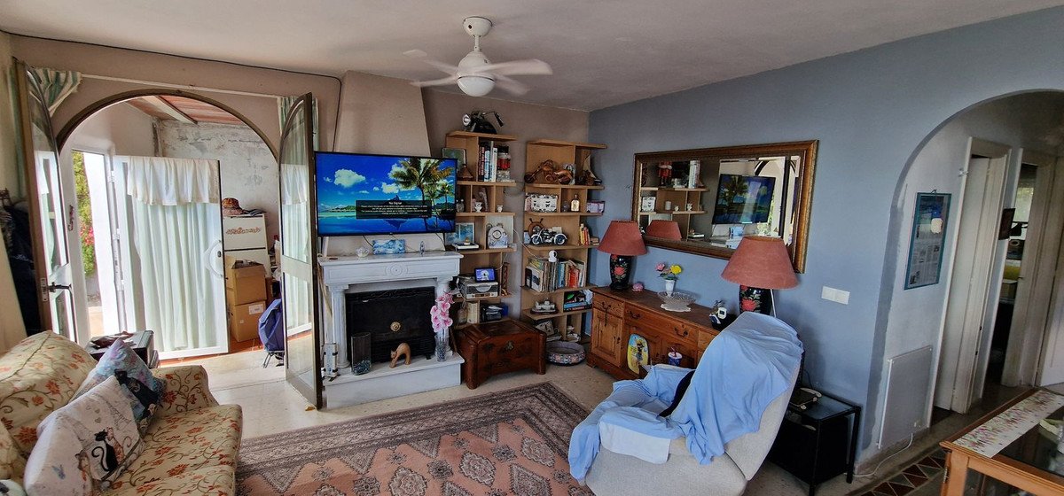 2 Bed Detached Villa in Manilva