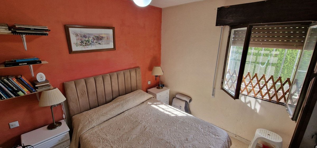 2 Bed Detached Villa in Manilva