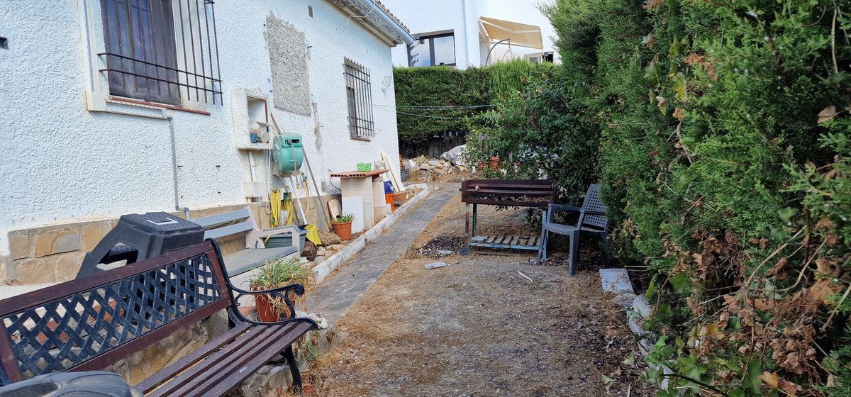 2 Bed Detached Villa in Manilva