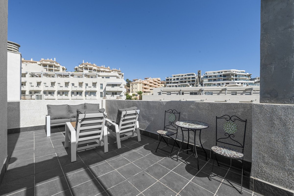2 Bed Penthouse in Riviera del Sol