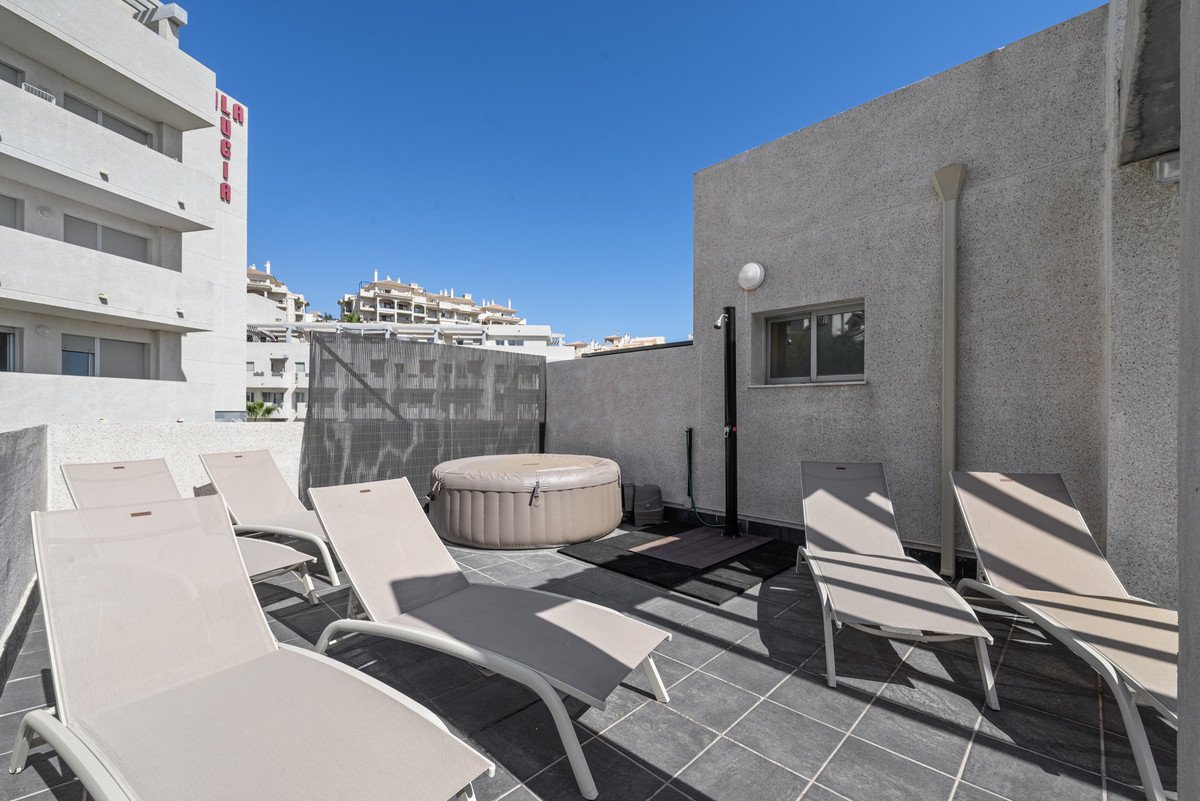 2 Bed Penthouse in Riviera del Sol