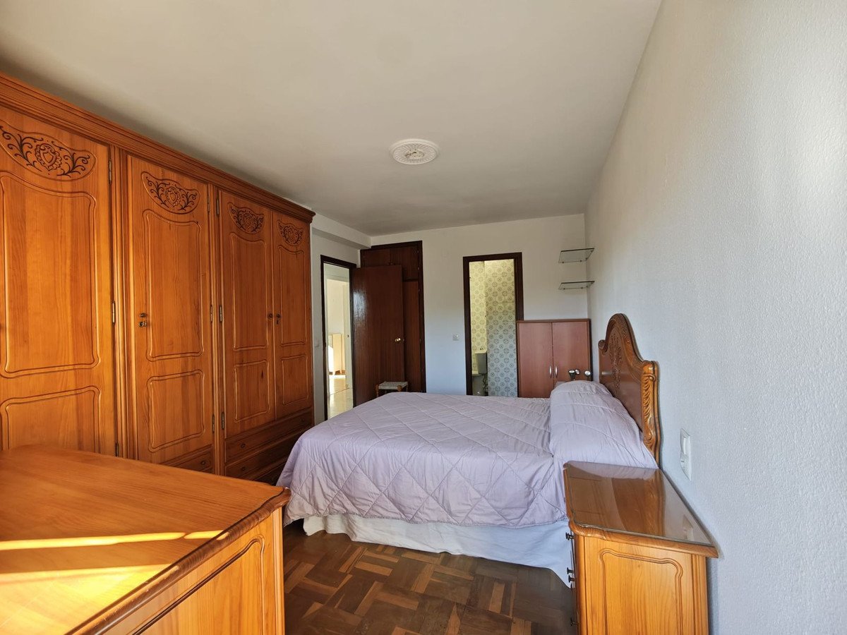 3 Bed Middle Floor Apartment in Marbella