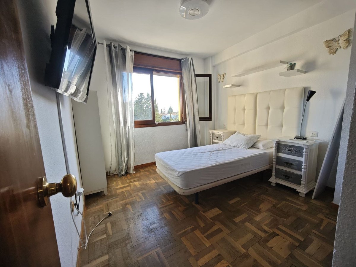 3 Bed Middle Floor Apartment in Marbella