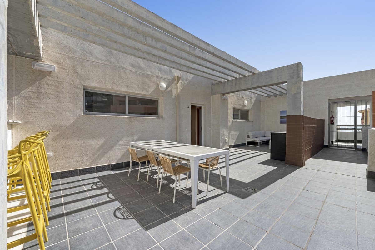 2 Bed Penthouse in Riviera del Sol