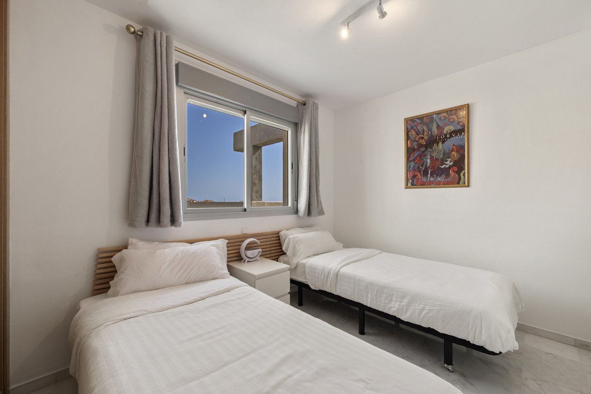 2 Bed Penthouse in Riviera del Sol