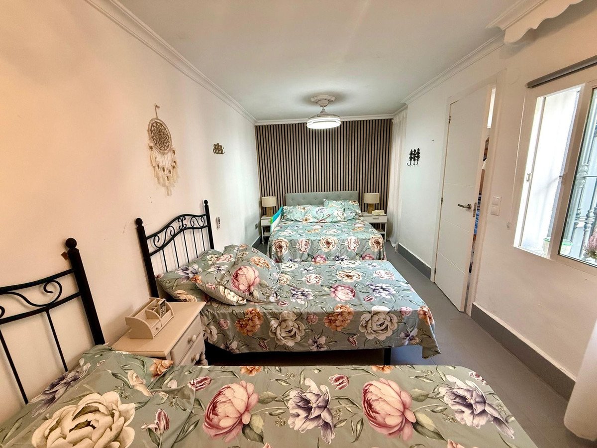 3 Bed Semi-Detached House in Fuengirola
