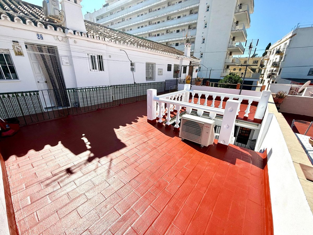 3 Bed Semi-Detached House in Fuengirola