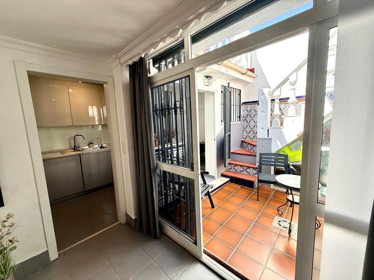 3 Bed Semi-Detached House in Fuengirola