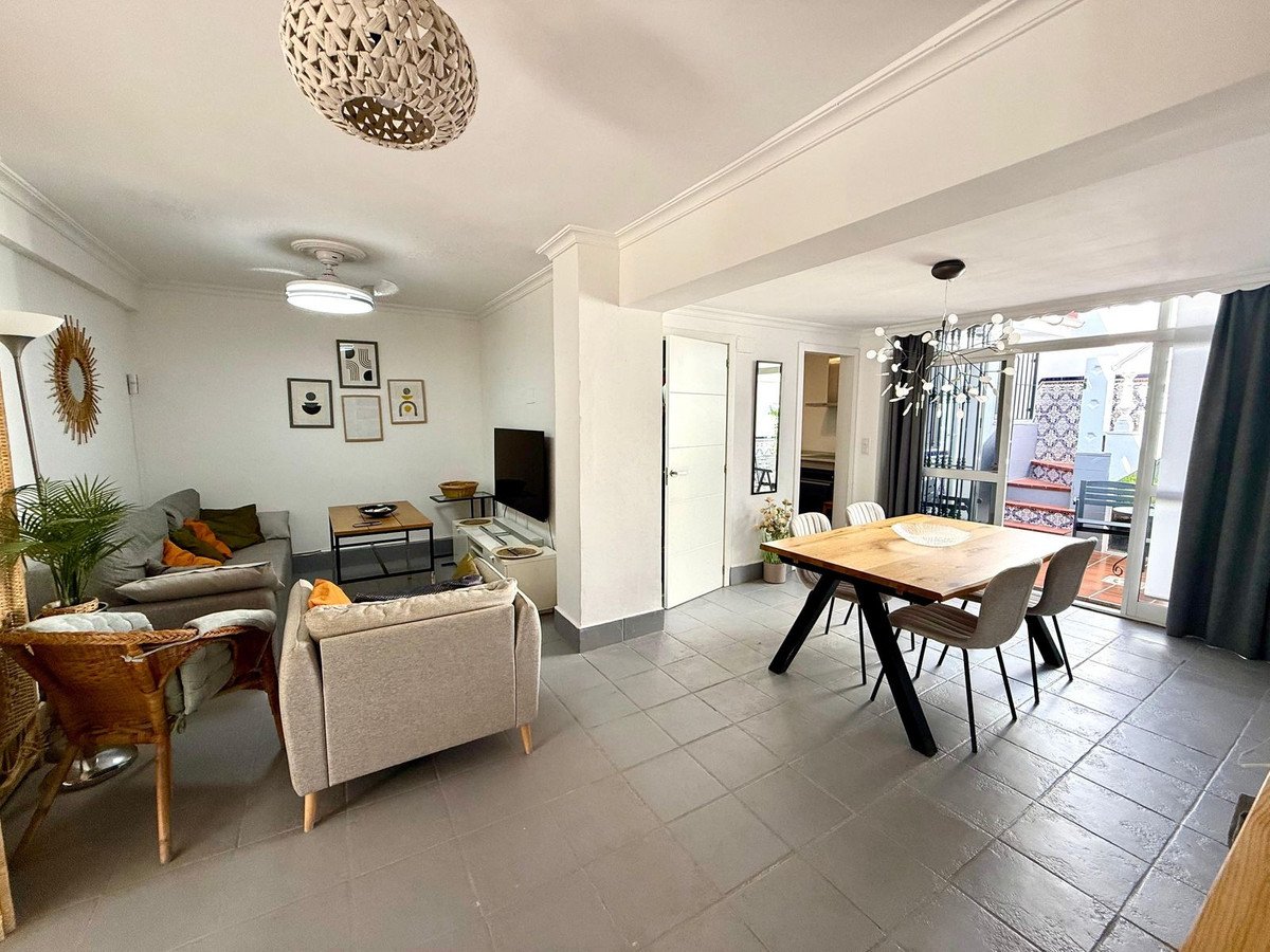 3 Bed Semi-Detached House in Fuengirola