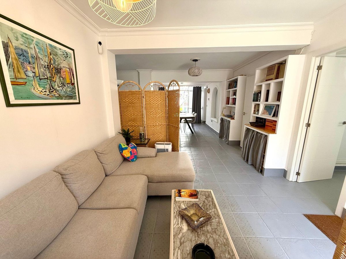 3 Bed Semi-Detached House in Fuengirola
