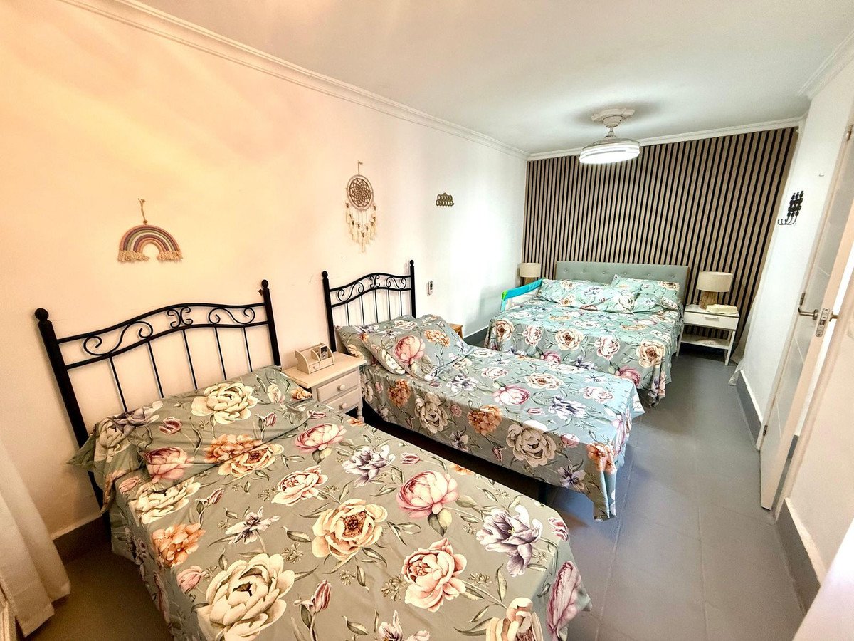 3 Bed Semi-Detached House in Fuengirola