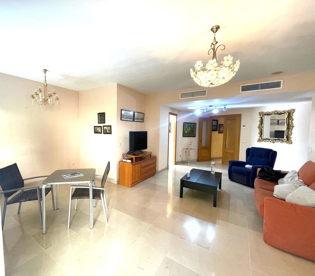 3 Bed Middle Floor Apartment in San Pedro de Alcántara