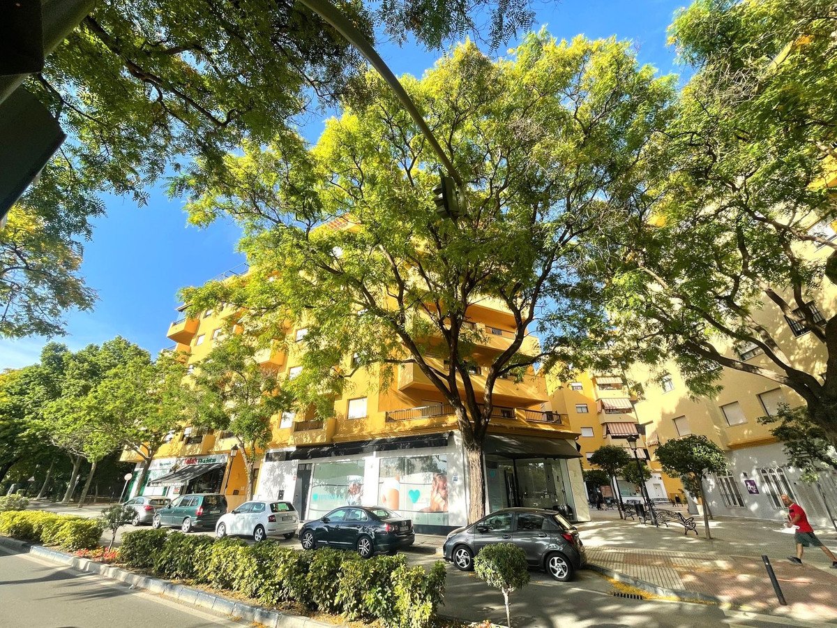 3 Bed Middle Floor Apartment in San Pedro de Alcántara