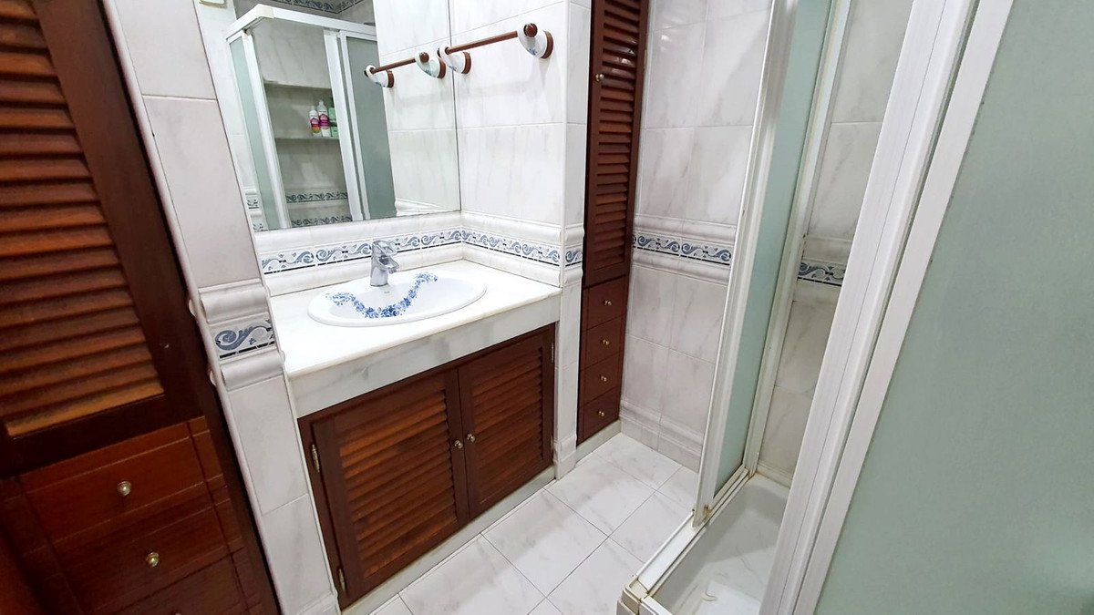 3 Bed Middle Floor Apartment in Fuengirola