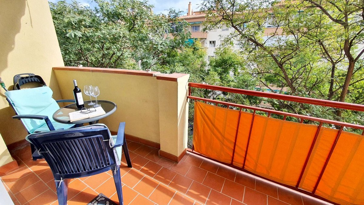 3 Bed Middle Floor Apartment in Fuengirola