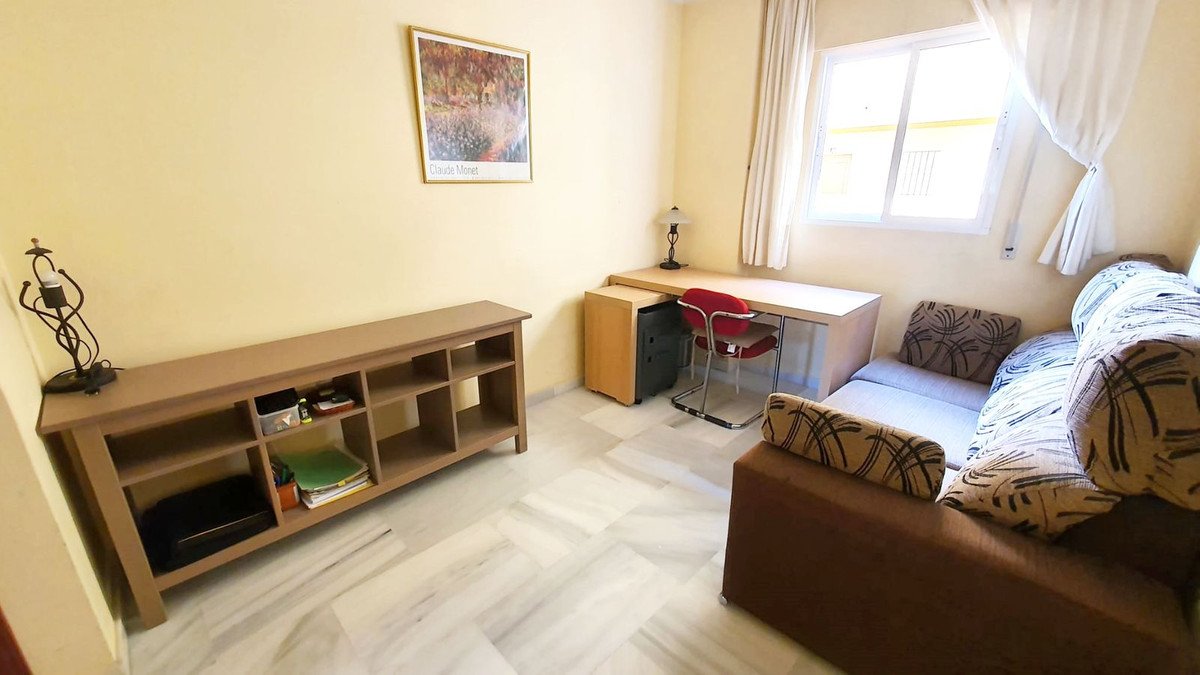 3 Bed Middle Floor Apartment in Fuengirola