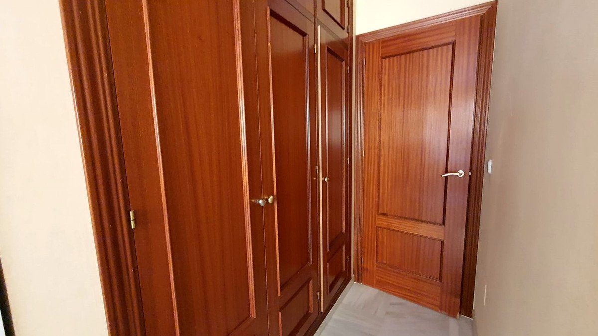 3 Bed Middle Floor Apartment in Fuengirola