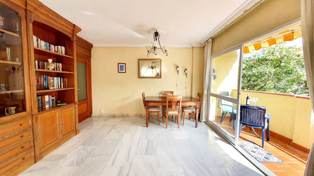 3 Bed Middle Floor Apartment in Fuengirola