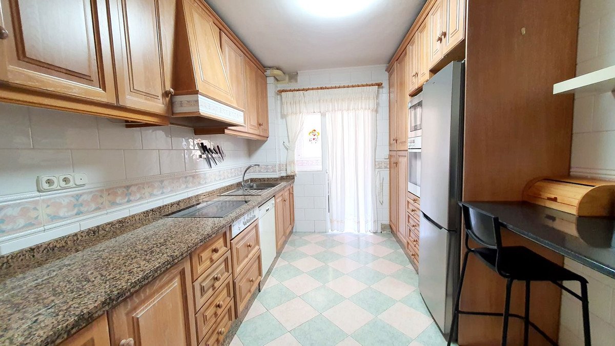 3 Bed Middle Floor Apartment in Fuengirola