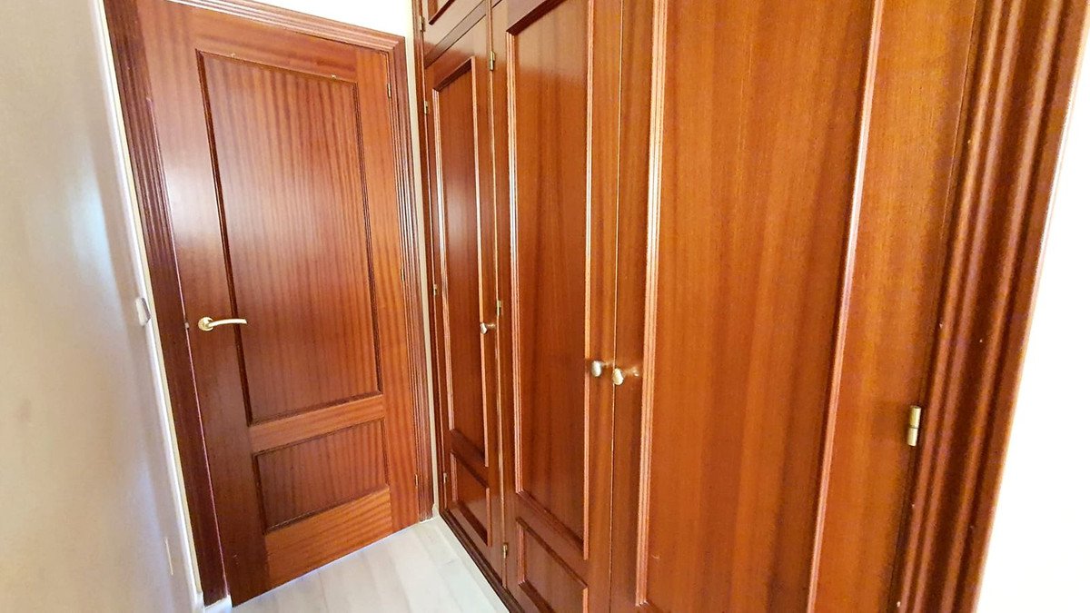 3 Bed Middle Floor Apartment in Fuengirola