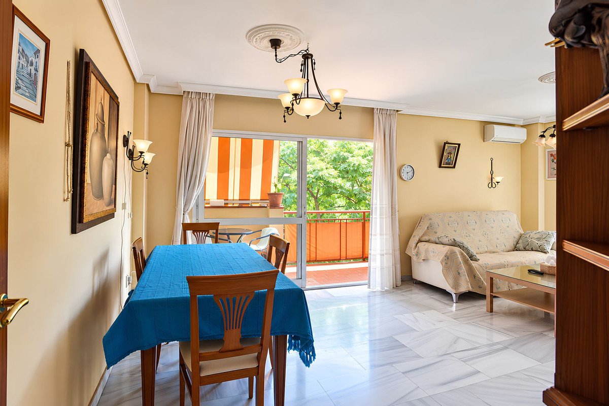 3 Bed Middle Floor Apartment in Fuengirola
