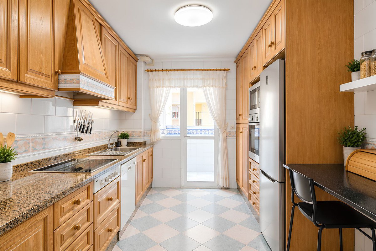 3 Bed Middle Floor Apartment in Fuengirola