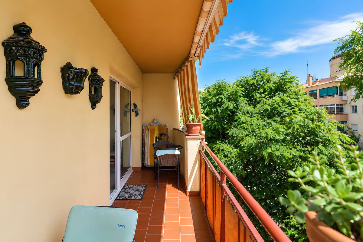 3 Bed Middle Floor Apartment in Fuengirola